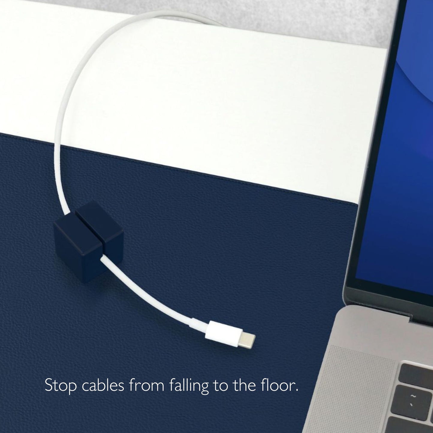 DESK MAT PRO + 2 MAGNETIC CABLE BLOCK MANAGERS - Function101