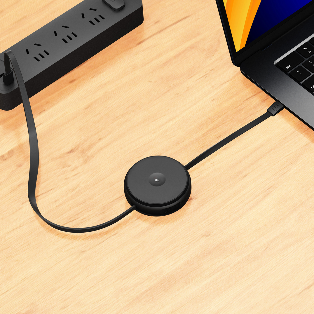 2-IN-1 RETRACTABLE CABLE WITH WIRELESS CHARGER