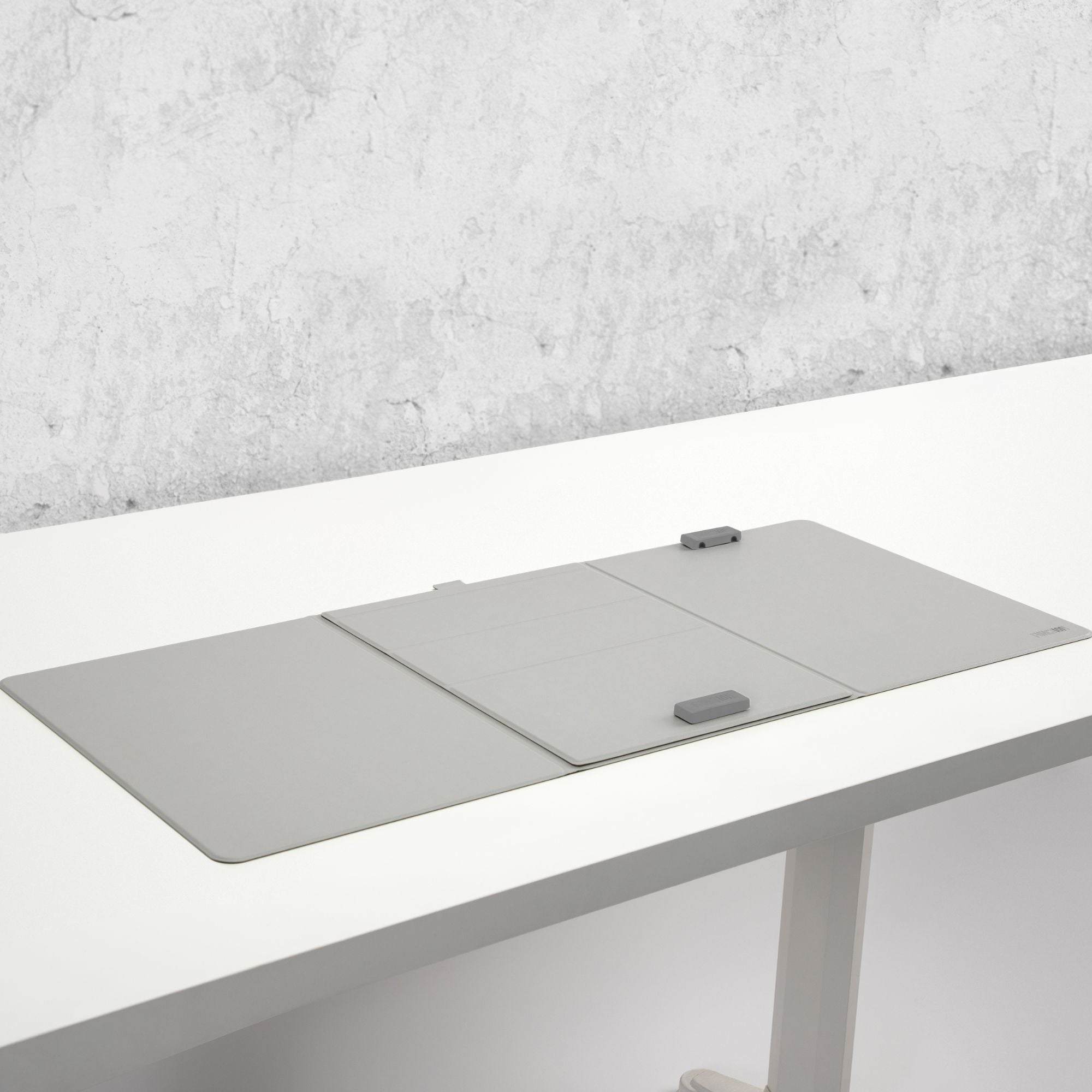 WORKPAD PRO + MAGNETIC CABLE MANAGER & STAND - Function101
