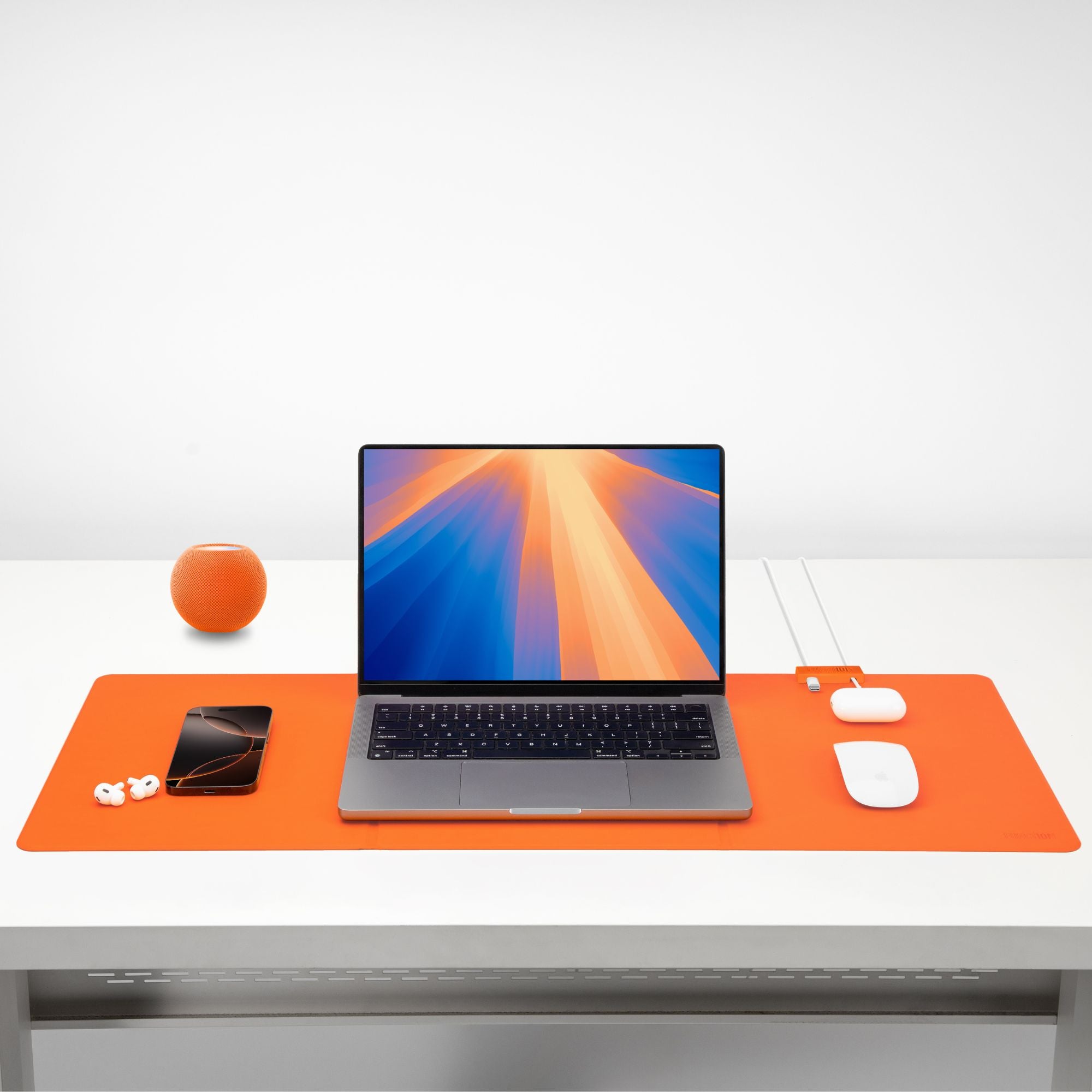 WORKPAD + MAGNETIC CABLE MANAGER - Function101