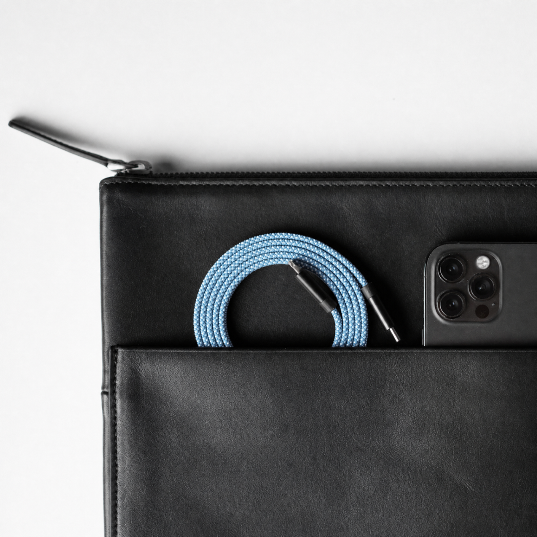 NEAT CABLE - MAGNETICALLY ORGANIZING CHARGE CABLE (USB-C TO USB-C)