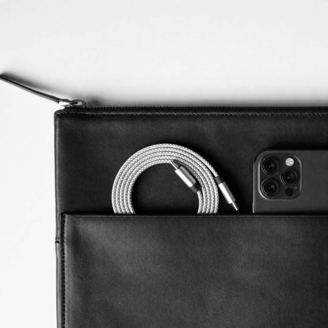 NEAT CABLE - MAGNETICALLY ORGANIZING CHARGE CABLE (USB-C TO USB-C)