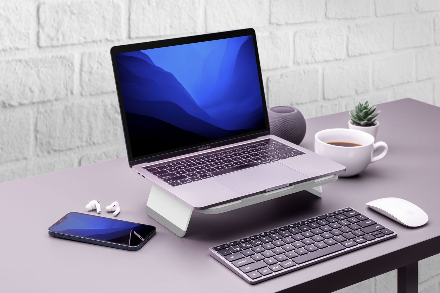 MACKBOOK LAPTOP STAND