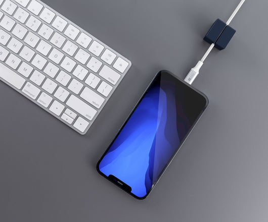 STAY CABLE - (USB C to Lightning) White
