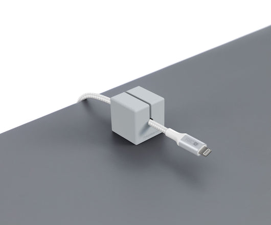 STAY CABLE - (USB C to Lightning) White
